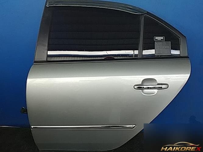 Hyundai Sonata 2009 — дверь задняя левая