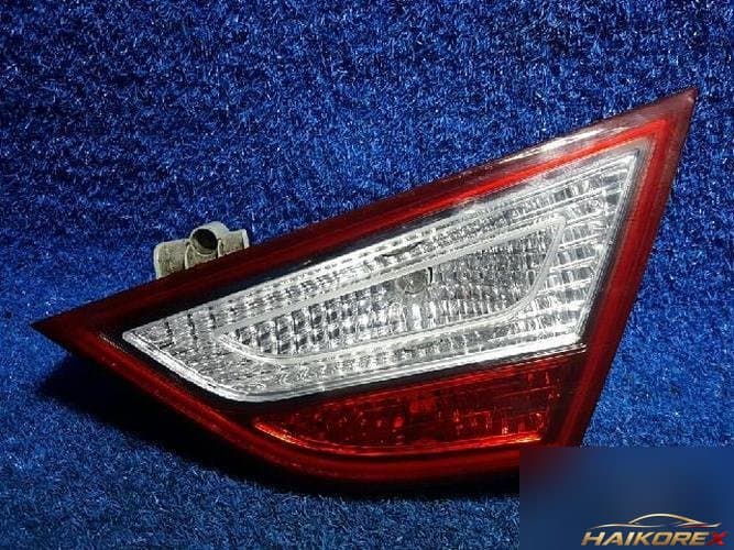 Hyundai Sonata 2010 — фонарь задний правый внутренний 924043S000