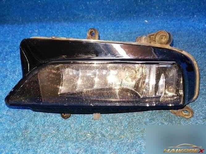 Audi A6 2016 — противотуманная фара левая 8T0941699G