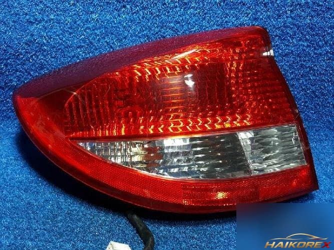 Kia Rio 2003 — задний фонарь левый наружный