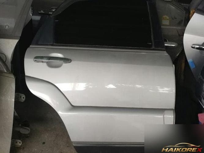 Kia Sportage 2008 — дверь задняя правая