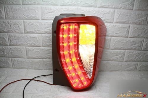 Задний фонарь LED правый