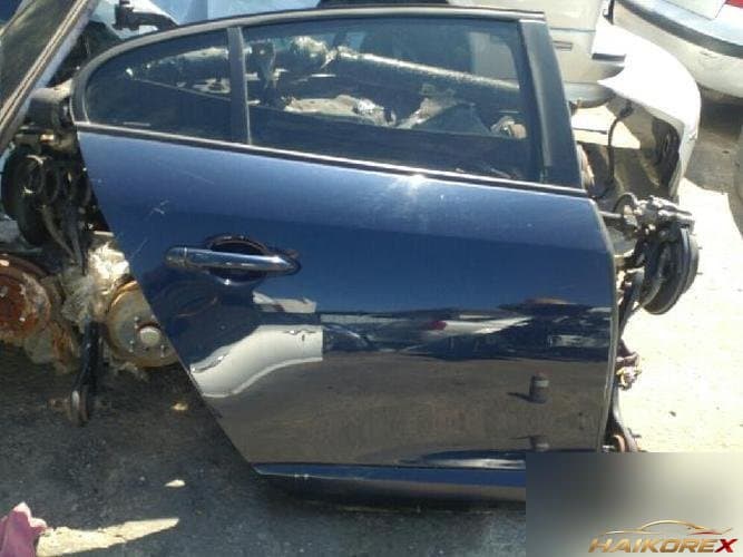 Renault SM3 2010 — дверь задняя правая