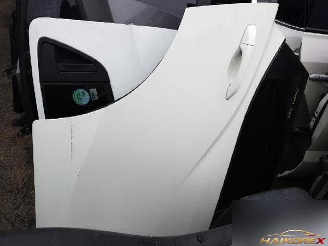 KG Mobility Tivoli 2015 — дверь задняя правая