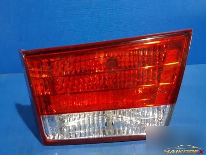 Hyundai Sonata 2006 — задний фонарь правый внутренний 924043K0