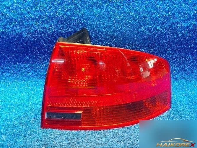 Audi A4 2005 — задний фонарь правый внешний 965084