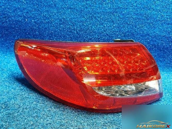 Hyundai Grandeur 2010 — фонарь задний левый внешний