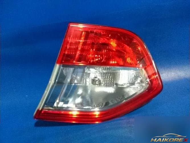 Renault SM3 2011 — задний фонарь правый внутренний