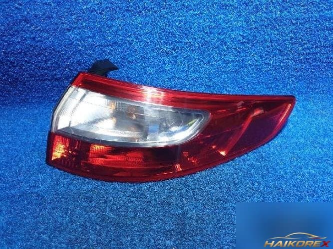 Renault SM3 2012 — задний фонарь правый 265500016R