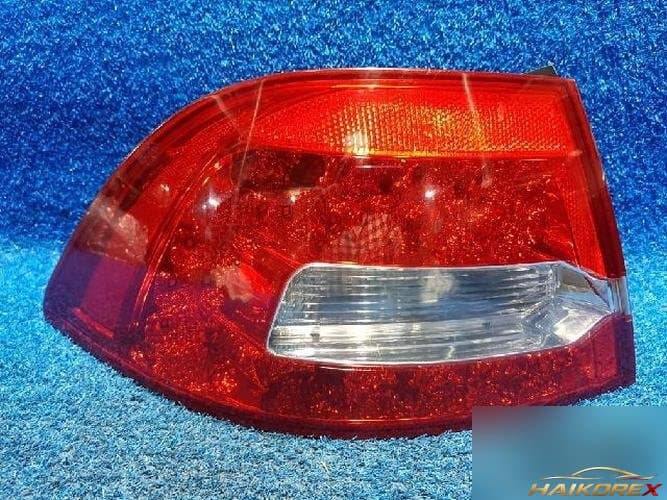 Kia Sorento 2008 — задний фонарь левый наружный