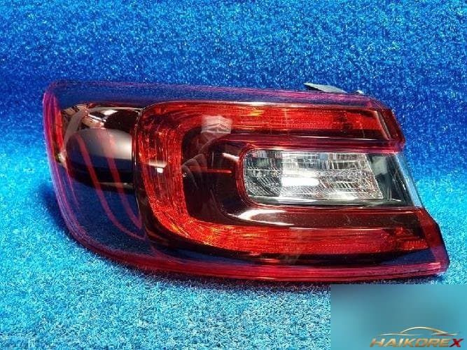 Renault SM6 2016 — задний фонарь левый внешний 1