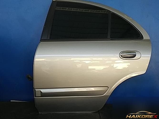 Renault SM3 2008 — дверь задняя левая