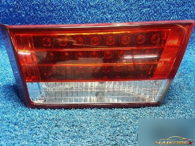 Hyundai Sonata 2006 — фонарь задний правый внутренний 924043K000
