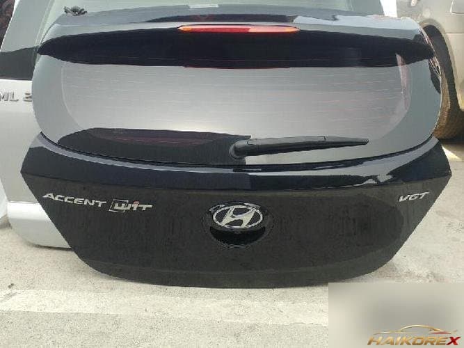 Hyundai Accent 2016 — крышка багажника