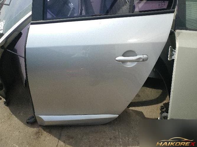 Renault SM3 2011 — задняя левая дверь