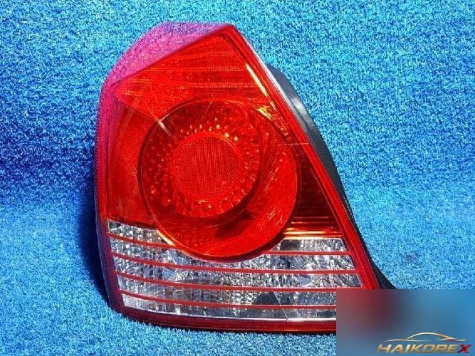 Hyundai Avante 2005 — задний фонарь левый (внешний)