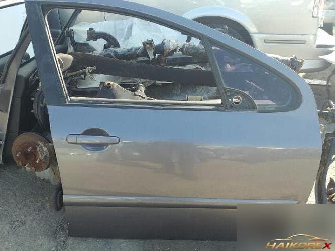 Peugeot 307 2007 — дверь передняя правая