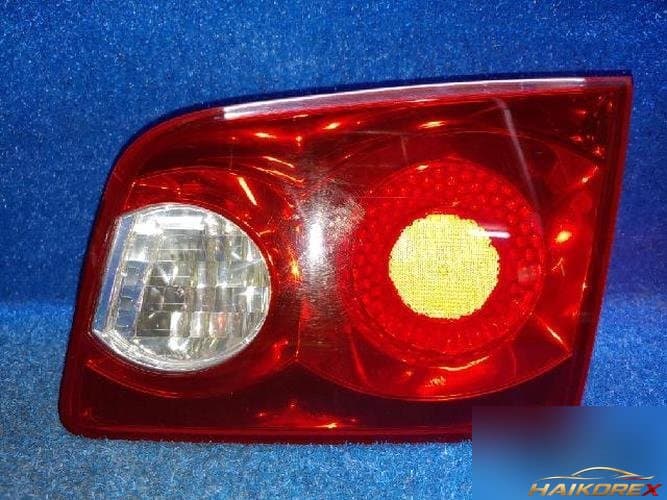 Kia Sorento 2006 — фонарь задний левый внутренний 924052G005