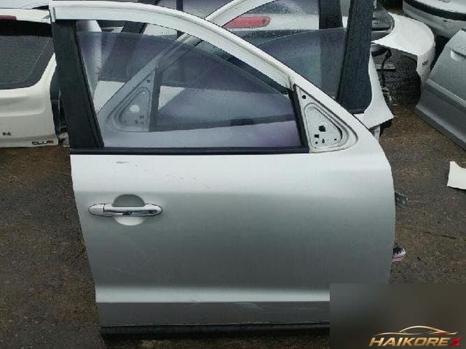 Hyundai Santa Fe 2008 — дверь передняя правая