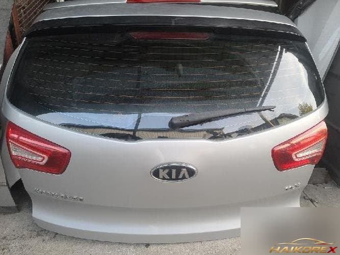 Kia Sportage 2012 — крышка багажника 1