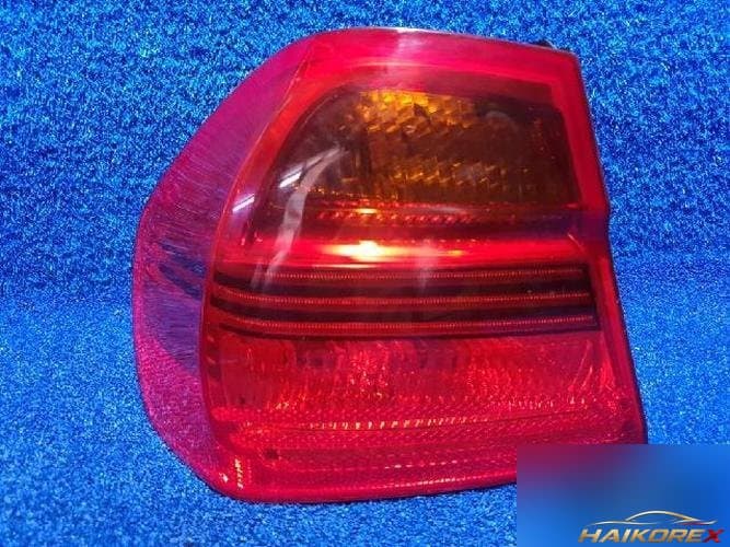 BMW 3 Series 2006 — задний фонарь левый наружный