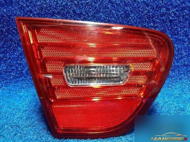 Hyundai Avante 2008 — задний фонарь левый внутренний