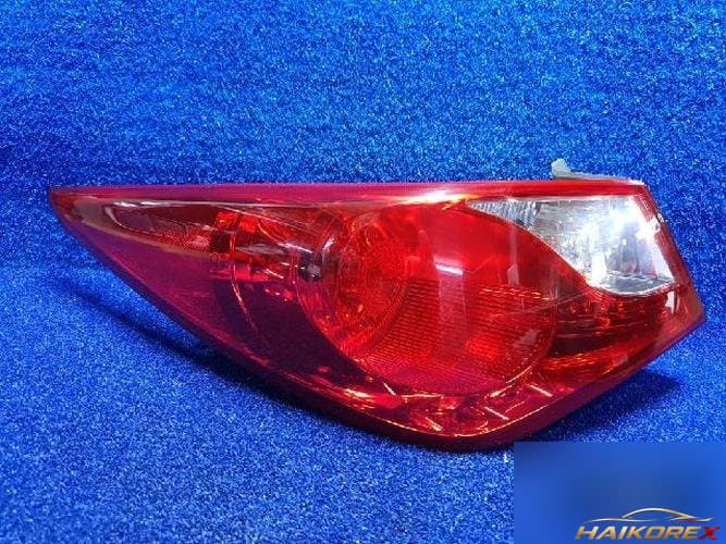 Hyundai Sonata 2010 — фонарь задний левый наружный