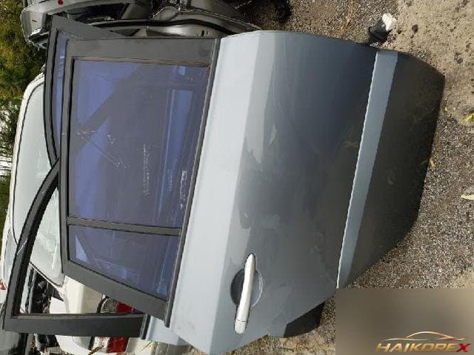 Renault QM5 2009 — дверь задняя правая