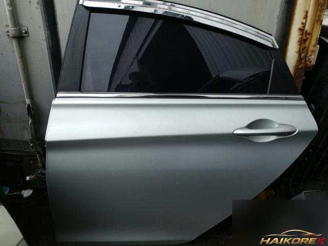 Hyundai Sonata 2013 — дверь задняя левая