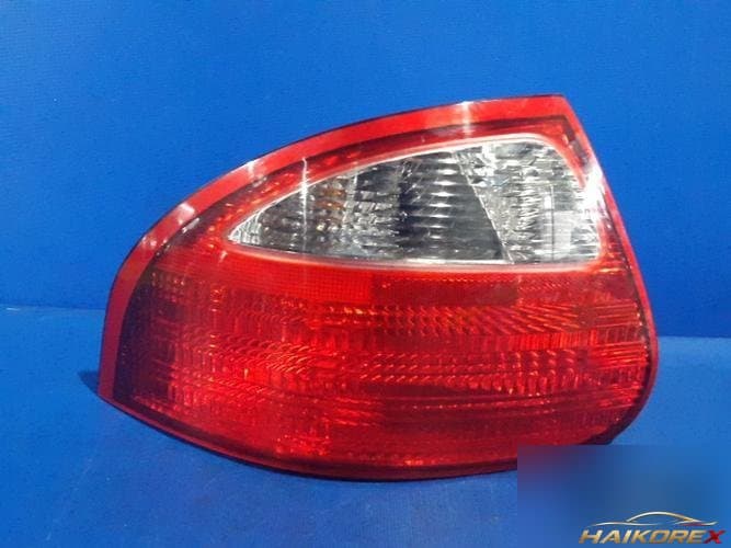 Kia Credos 1998 — фонарь задний левый наружный 0K9B051160A