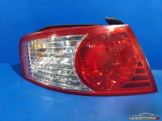 Kia Opirus 2004 — фонарь задний левый (внешний) 924013F000