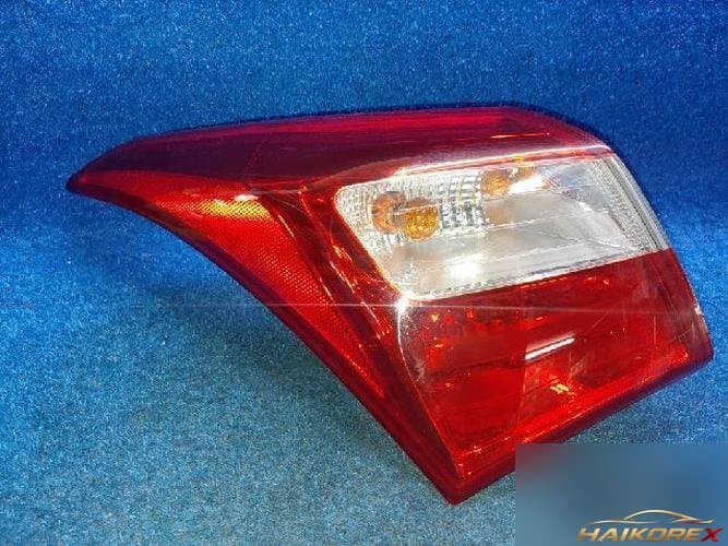 Hyundai i30 2015 — фонарь задний левый наружный 92401A5001