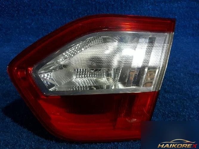 Renault SM3 2011 — задний фонарь правый внутренний