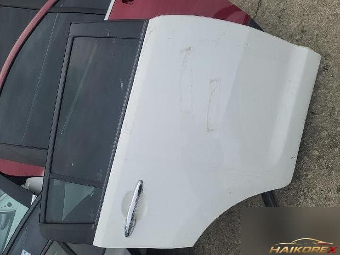 Kia Sportage 2012 — дверь задняя правая