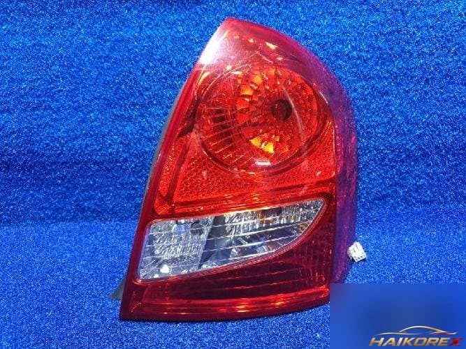 Hyundai Verna 2009 — задний фонарь правый наружный