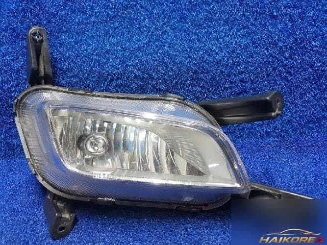 Kia K5 2013 — противотуманная фара правая 922022T5