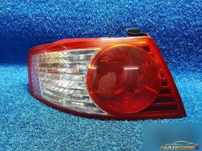 Kia Opirus 2005 — фонарь задний левый наружный 924013F000