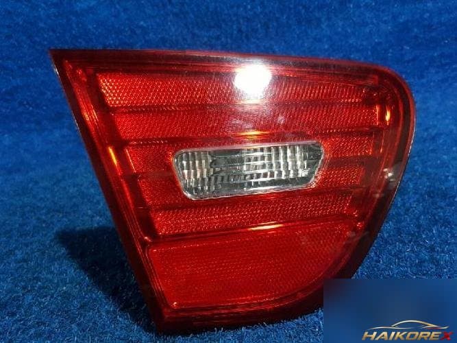 Hyundai Avante 2009 — задний фонарь левый внутренний 1