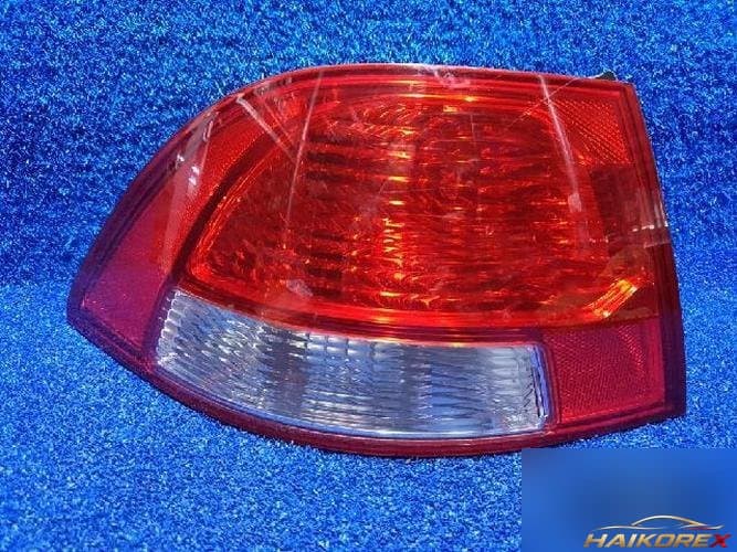 Kia Sorento 2009 — задний фонарь левый