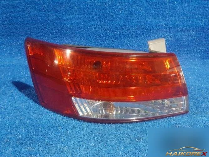 Hyundai Sonata 2007 — фара задняя левая (наружная)