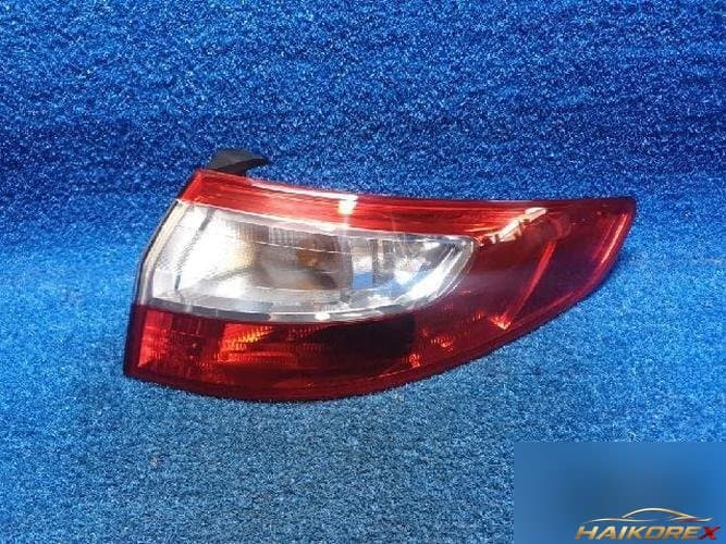 Renault SM3 2011 — задний фонарь правый внешний