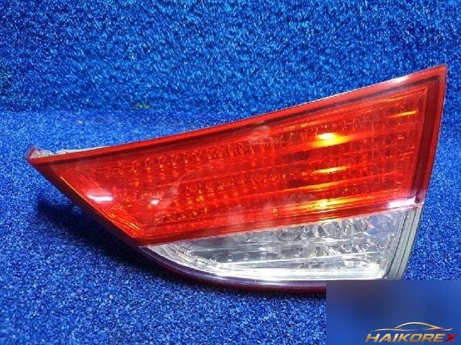 Hyundai Avante 2012 — задний фонарь правый (внутренний) 1