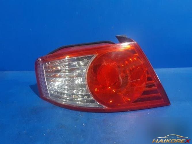 Kia Opirus 2005 — задний фонарь левый наружный