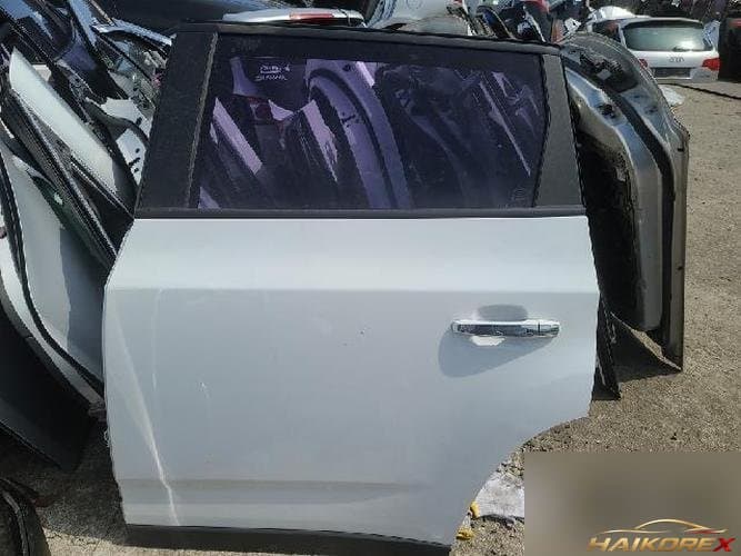 Chevrolet Orlando 2013 — дверь задняя левая