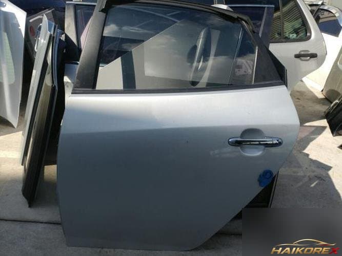 Hyundai Avante 2008 — дверь задняя левая