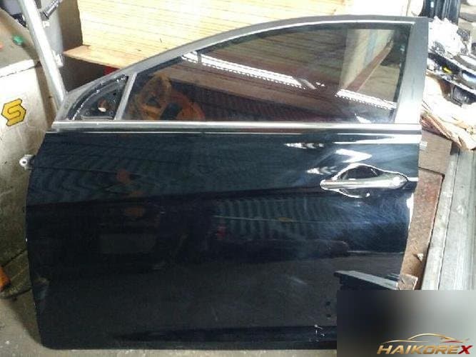 Hyundai Sonata 2010 — передняя дверь левая