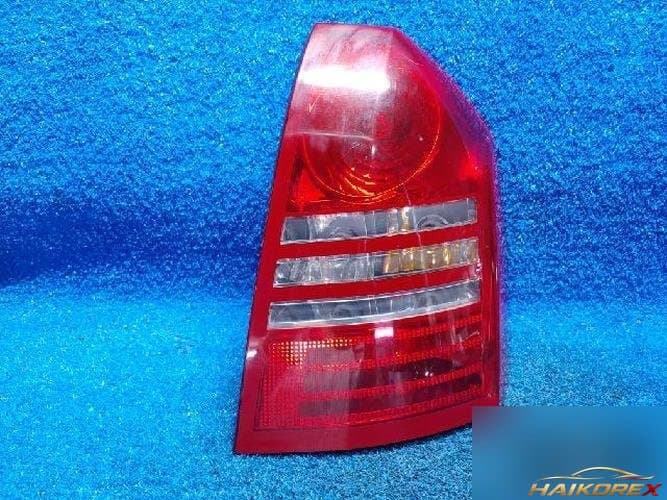 Chrysler 300 2006 — фонарь задний правый наружный