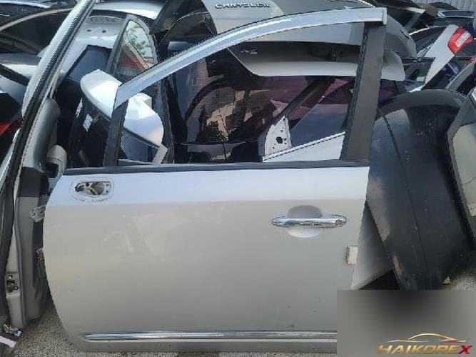 Kia Carens 2008 — передняя дверь левая