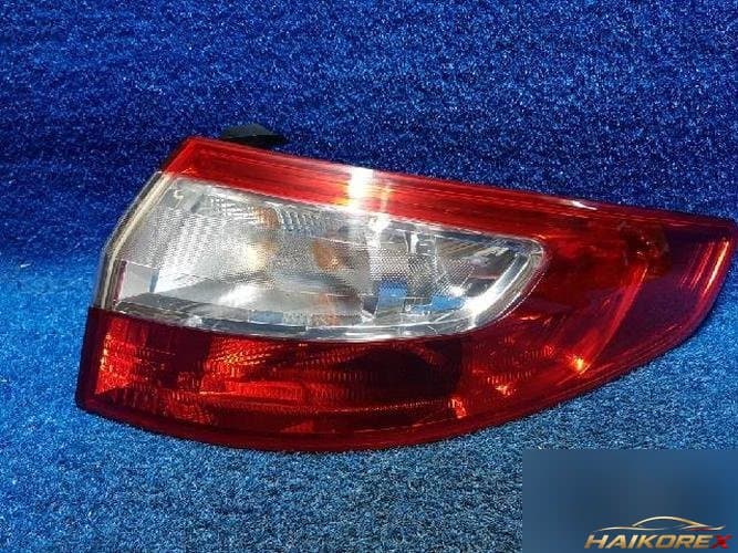 Renault SM3 2011 — фара задняя наружная правая