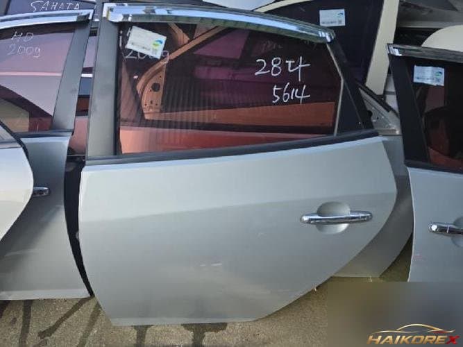 Hyundai Avante 2010 — дверь задняя левая